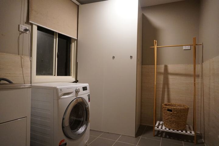 Room 14 of 20