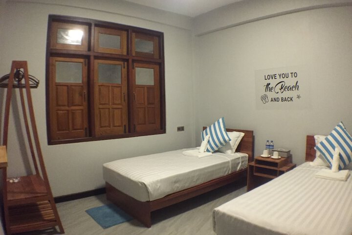 Room 10 of 47
