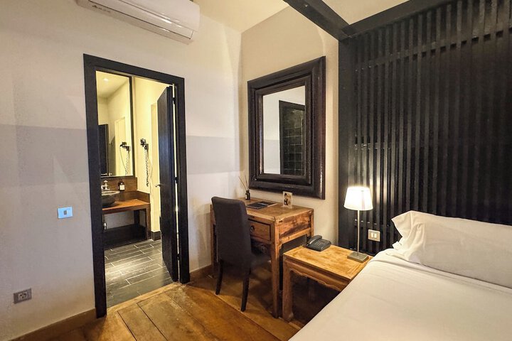 Room 34 of 55