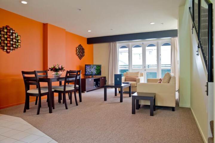Room 5 of 21