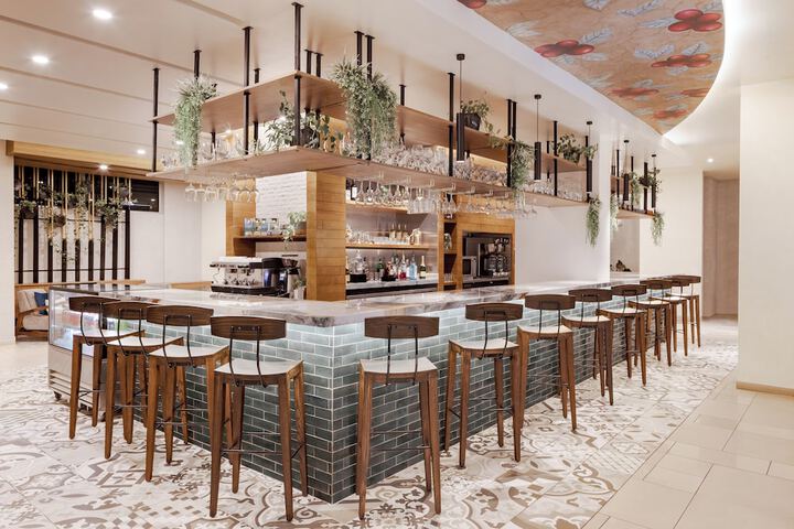 Guest Lobby