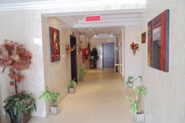 Ballroom/Hall 13 of 31