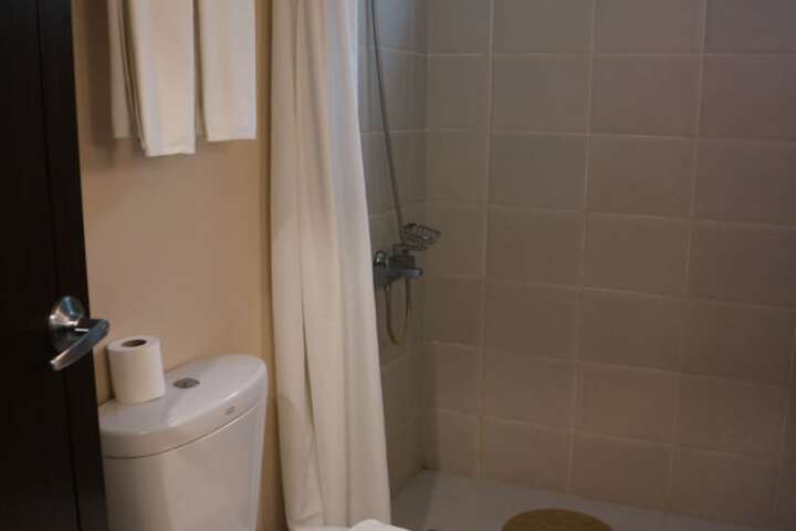 Room 18 of 37