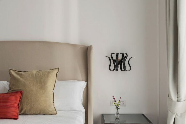Room 100 of 289