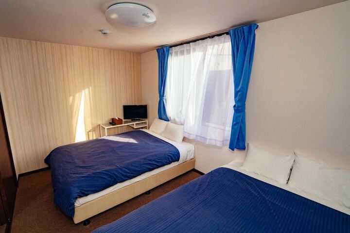 Room 19 of 54