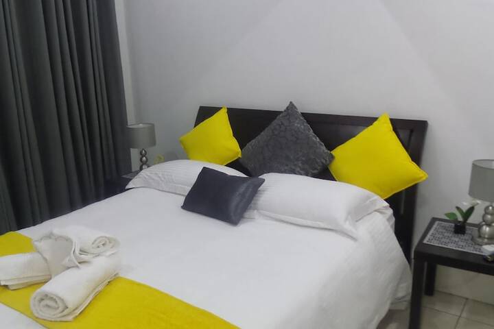 Room 5 of 13