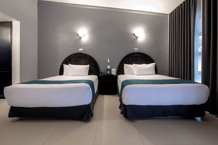 Room 49 of 179