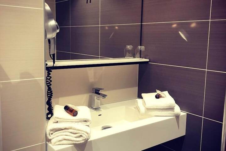 Bathroom Vanities
