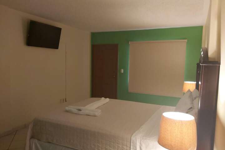 Room 20 of 37