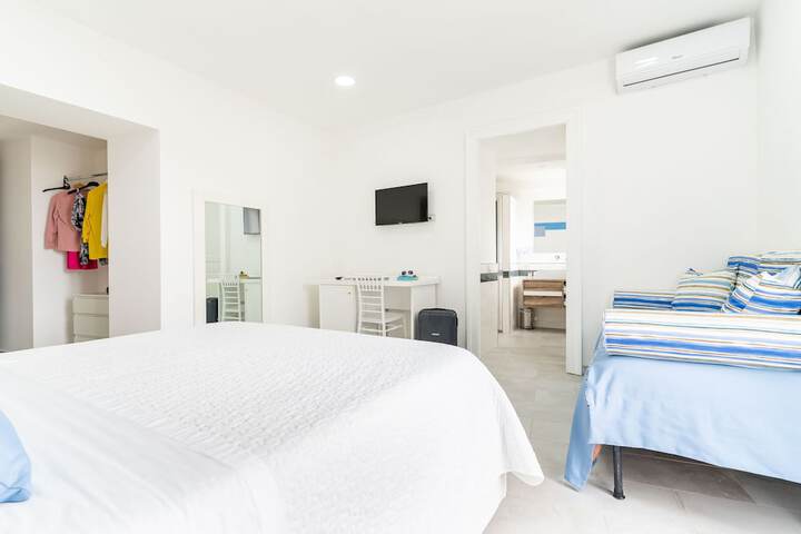 Room 54 of 140