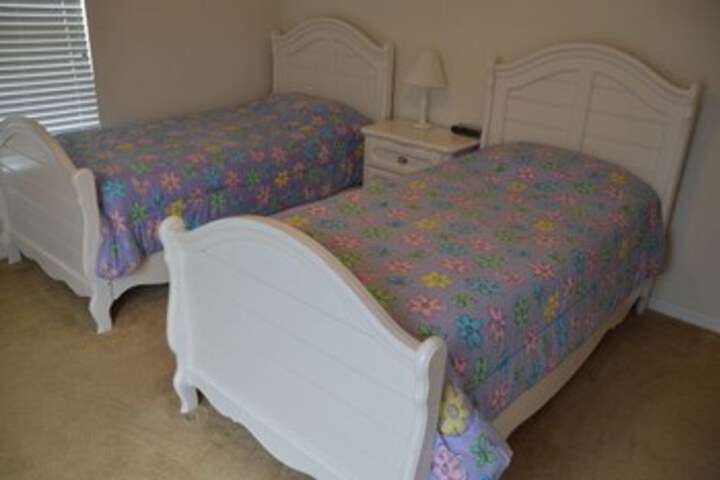 Room 42 of 108