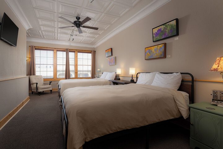 Classic Double Room in Carriage House Second Floor (5 of 12)
