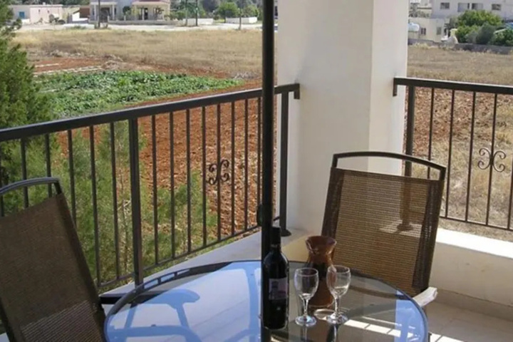 Terrace/Patio 2 of 9