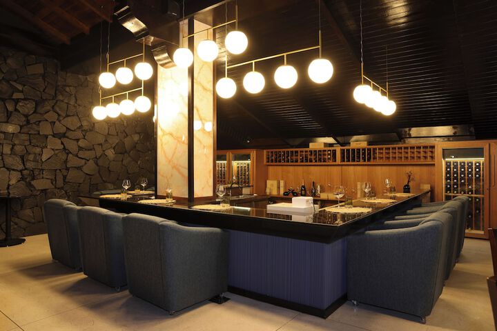 Lounge 138 of 149