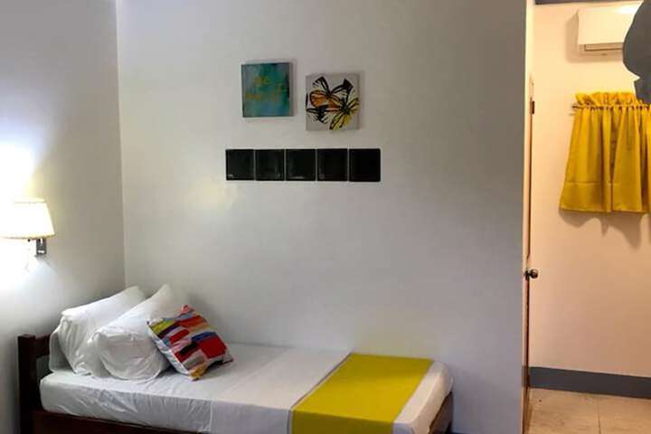 Room 4 of 49