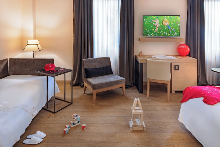 Room 45 of 134