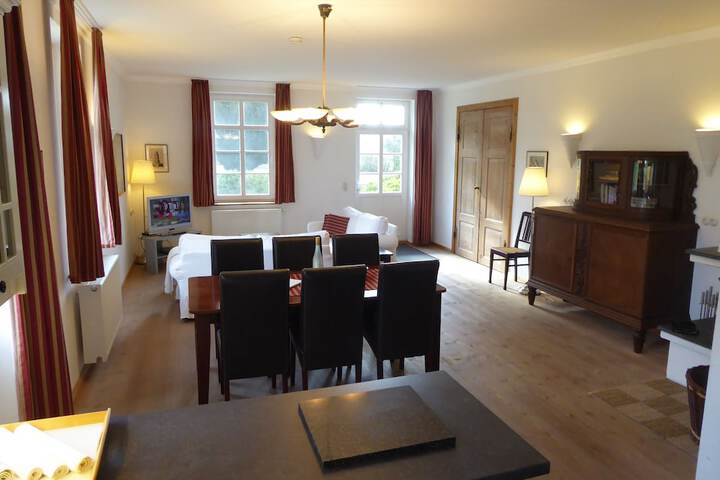 Room 8 of 44