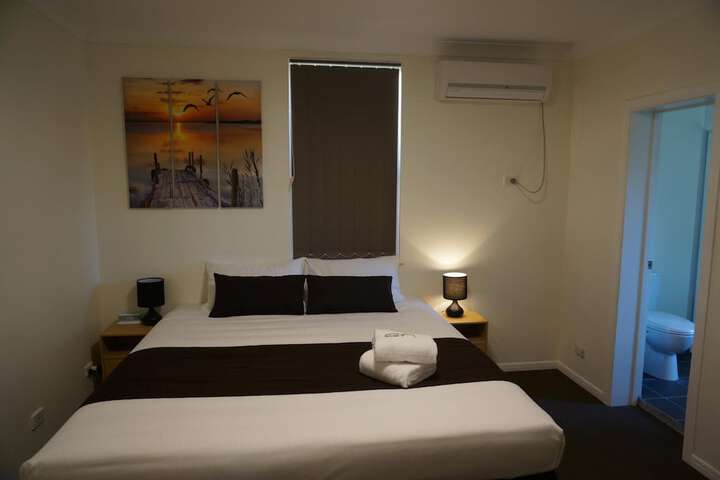 Room 14 of 73