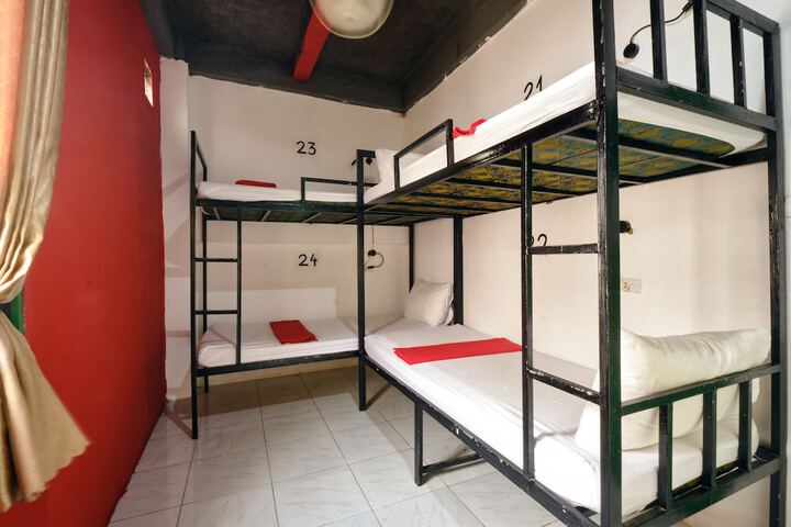 Room 29 of 155