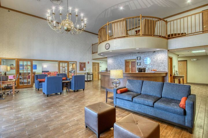 Hotel Lobby