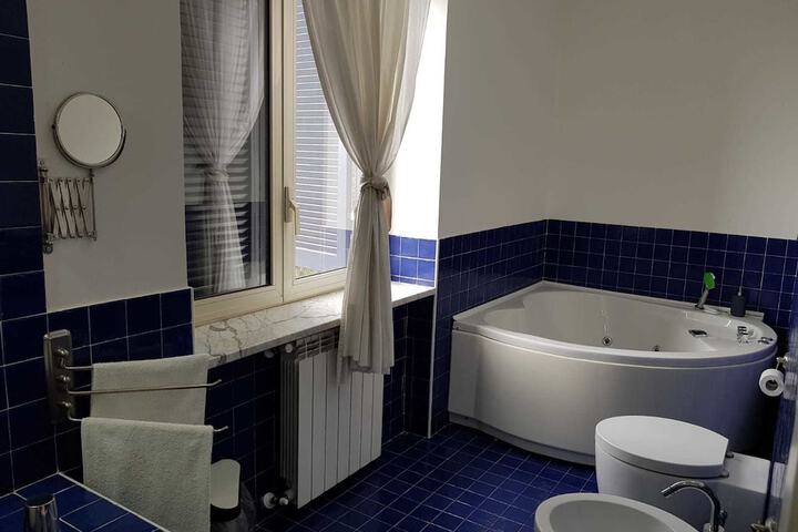 Room 22 of 70