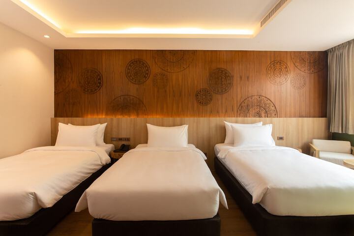 Room 21 of 110