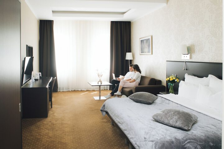 Room 17 of 82
