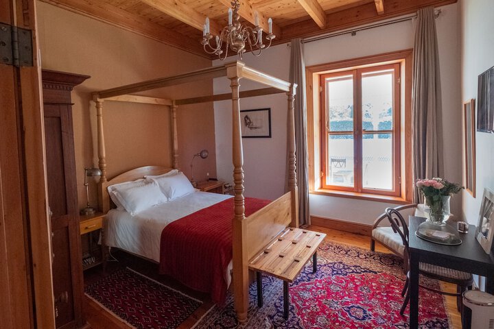 Room 3 of 75