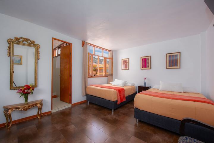 Room 8 of 38