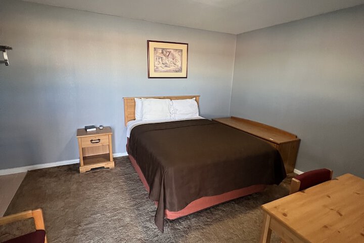 Room 16 of 26