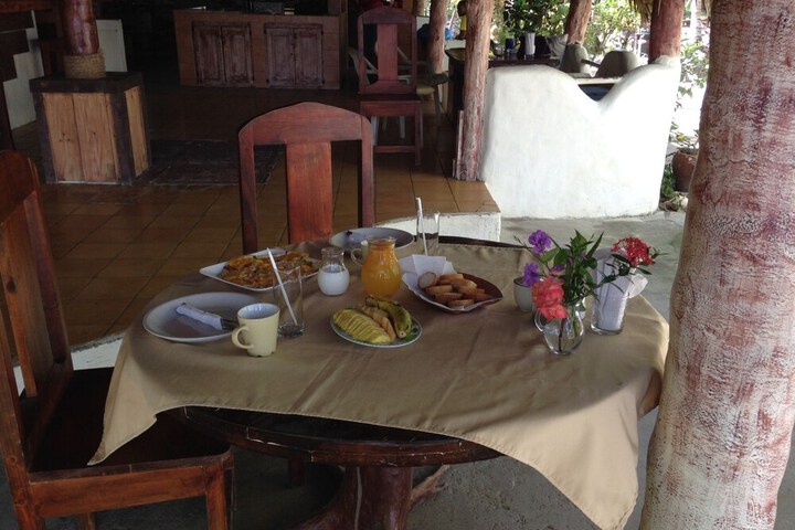 Breakfast/Coffee Service 15 of 31
