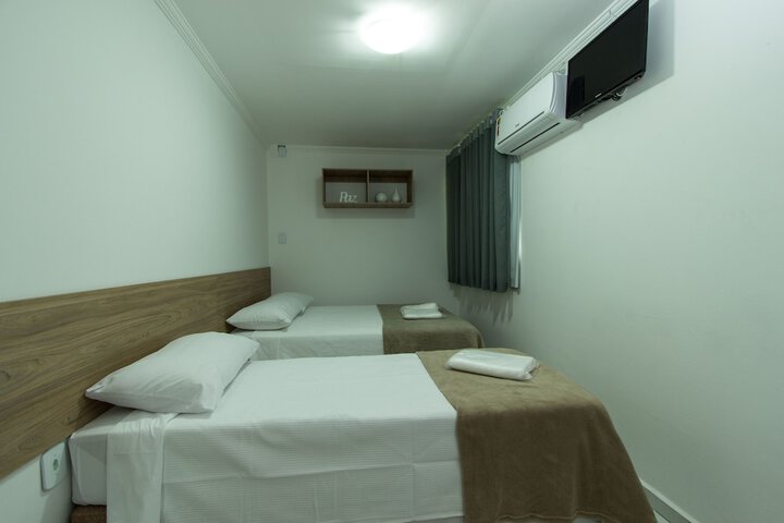 Room 5 of 31