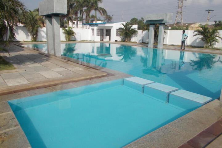 Aqua Green Hotel & Resort - Puzhal Lake