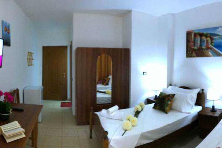 Room 5 of 51