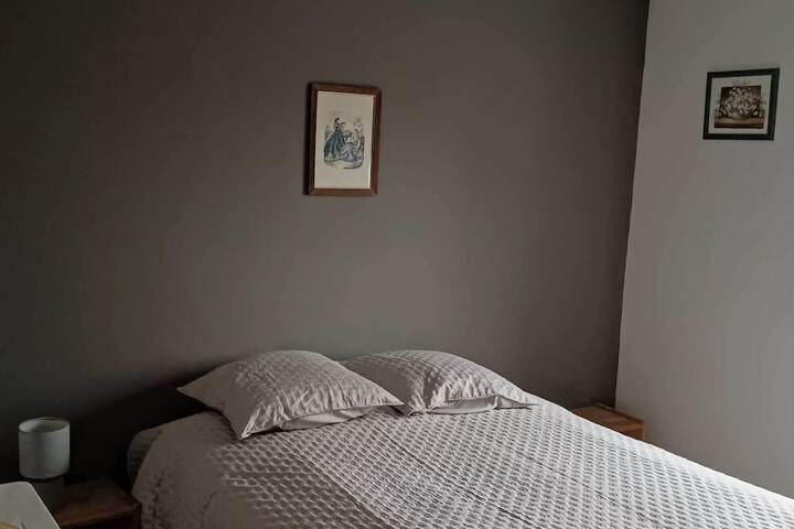 Room 5 of 41