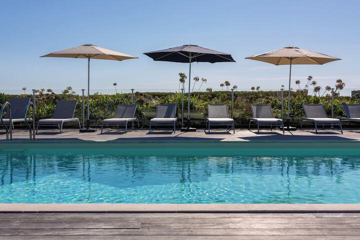 Pool 47 of 76
