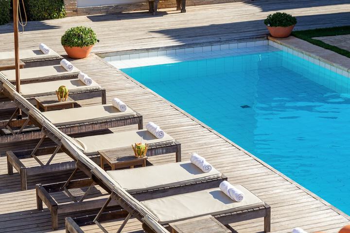 Pool 84 of 128