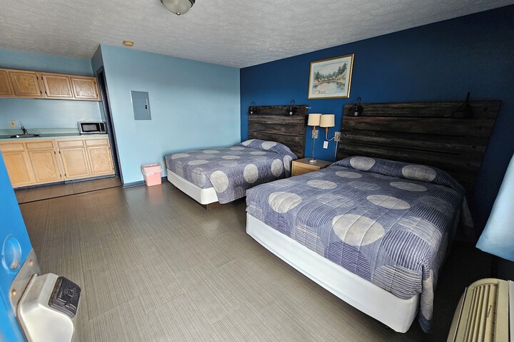 Room 2 of 11