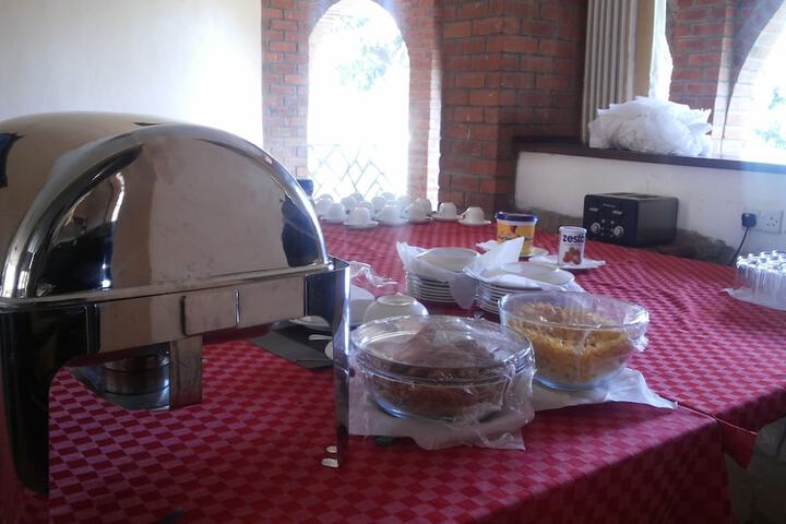 Dining 56 of 81