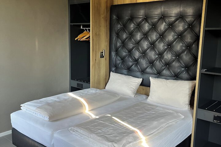 Room 20 of 59