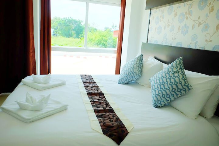 Room 5 of 29