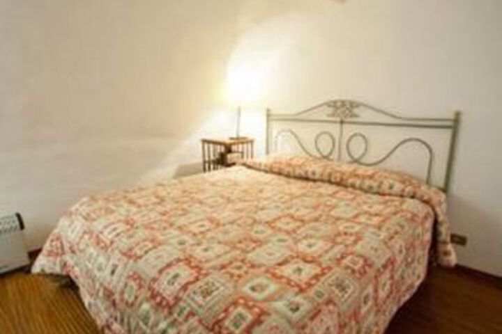 Room 8 of 26