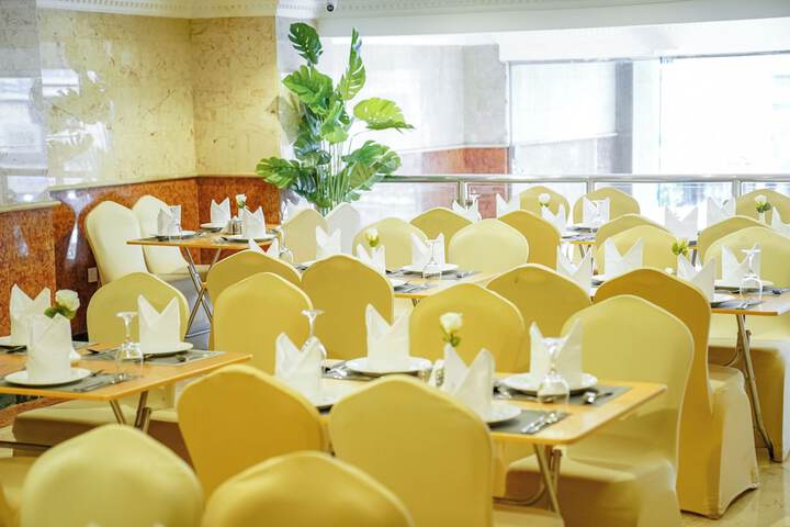 Dining 44 of 44