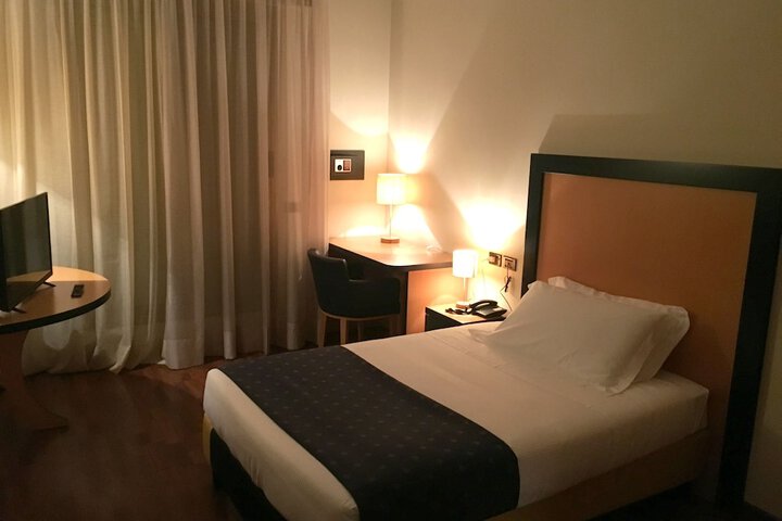 Room 22 of 86