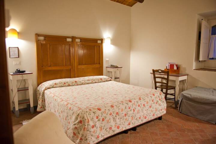 Room 7 of 26