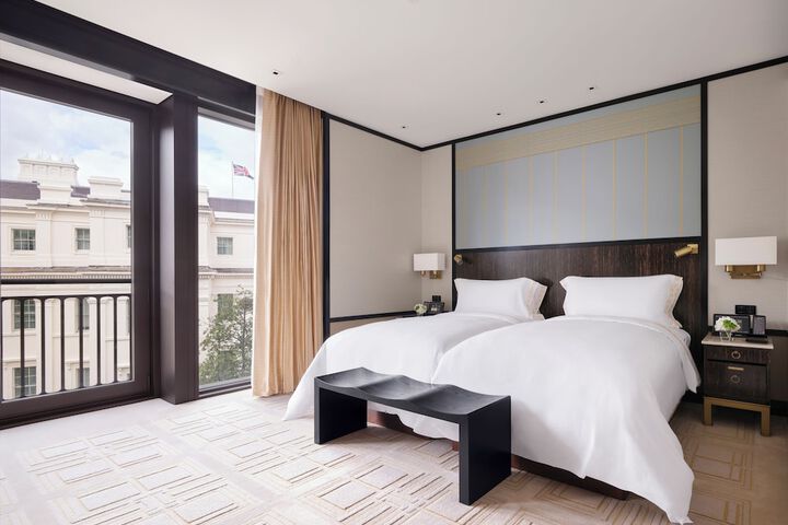 Room 34 of 92