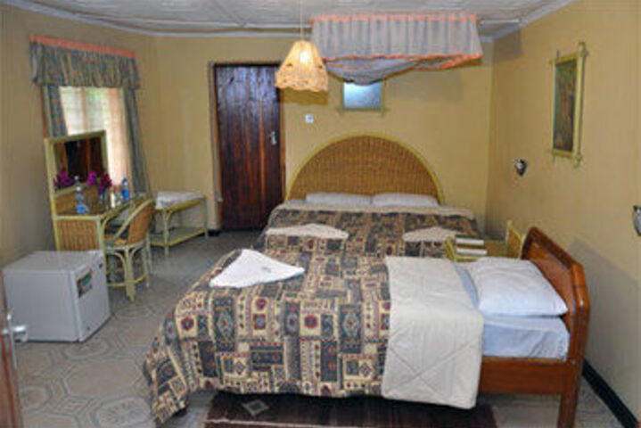 Room 16 of 26