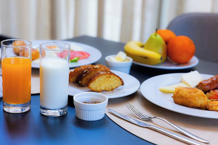 Breakfast/Coffee Service 42 of 53