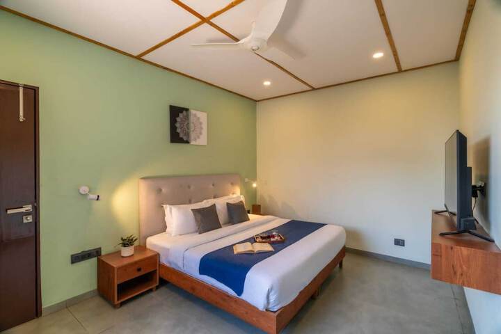 Room 42 of 98
