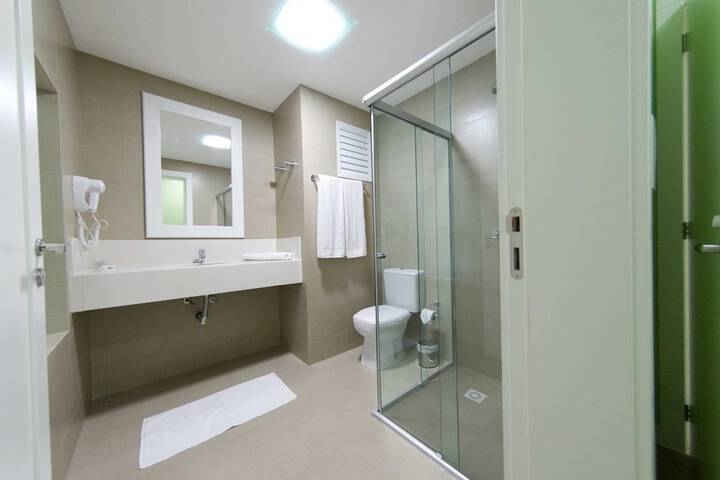 Room 20 of 38